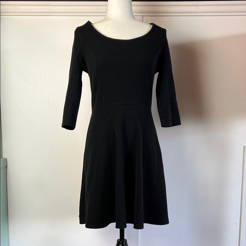 Vintage style Boat neck dress with wide skirt and 3/4 sleeves